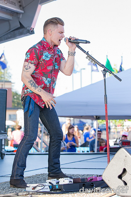 Frankie Ballard