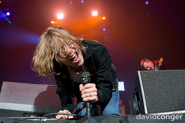 Cage The Elephant