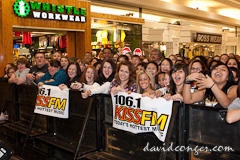 Twilight New Moon Signing, photo 37