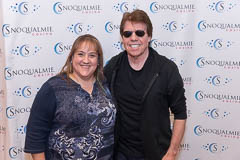 10-01 George Thorogood and the Destroyers meet and greet, photo 1