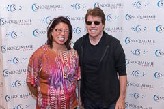 10-01 George Thorogood and the Destroyers meet and greet, photo 5