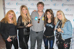 Vixen meet and greet, photo 1