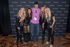 Vixen meet and greet, photo 14