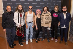 Epic Queen meet and greet, photo 34
