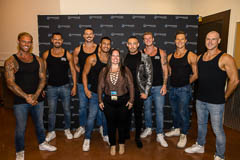 Thunder From Down Under - August 16 meet and greet, photo 4