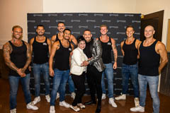 Thunder From Down Under - August 16 meet and greet, photo 11